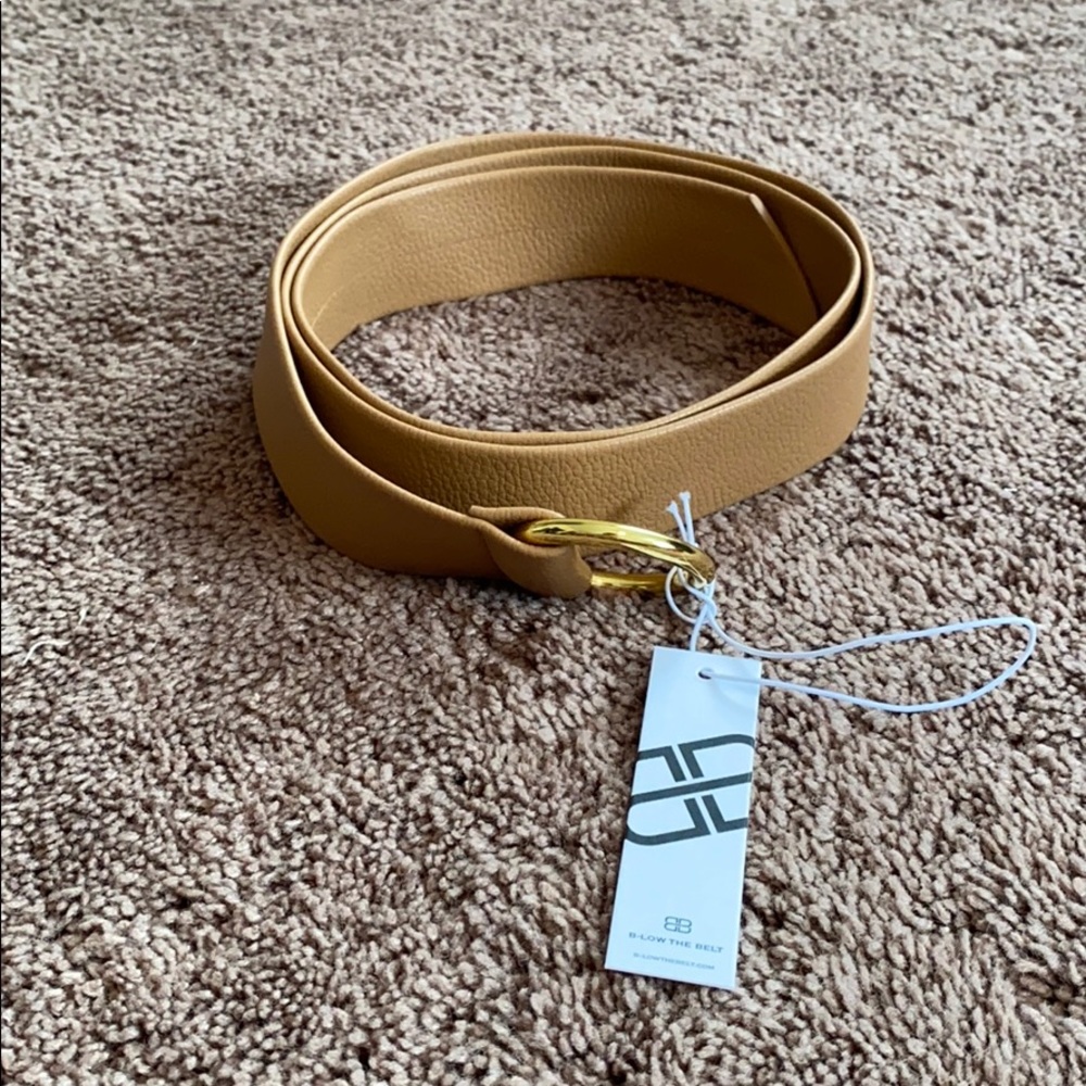 B-Low the Belt wrap belt